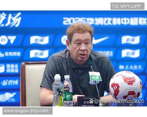 斯卢茨基强调广岛之战重要性努力提升亚冠排名全力以赴每场比赛